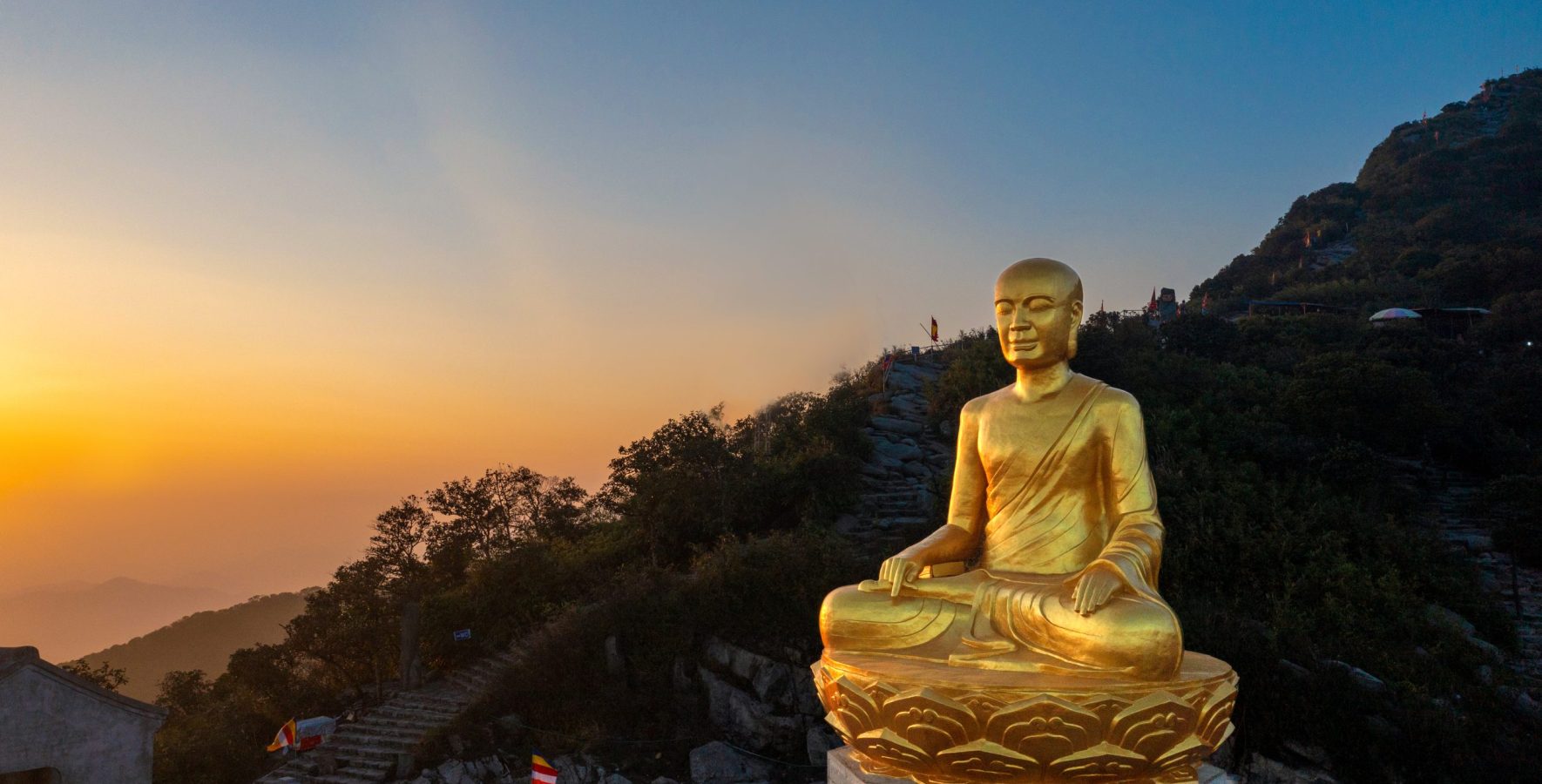 Bảo tượng Phật Hoàng Trần Nhân Tông
