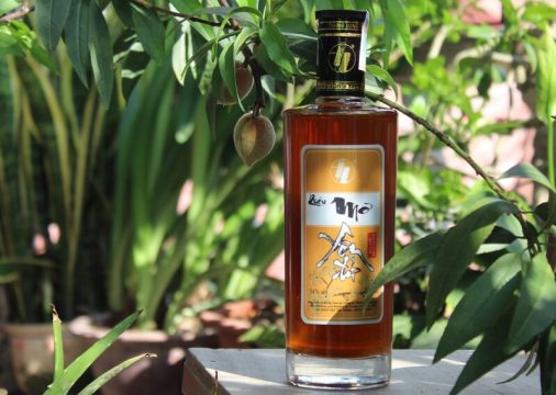 Tìm hiểu về rượu mơ Yên Tử – Top 5 địa chỉ mua chất lượng