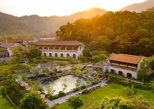 Yên Tử cao bao nhiêu? Bao nhiêu bậc? Kinh nghiệm leo Yên Tử